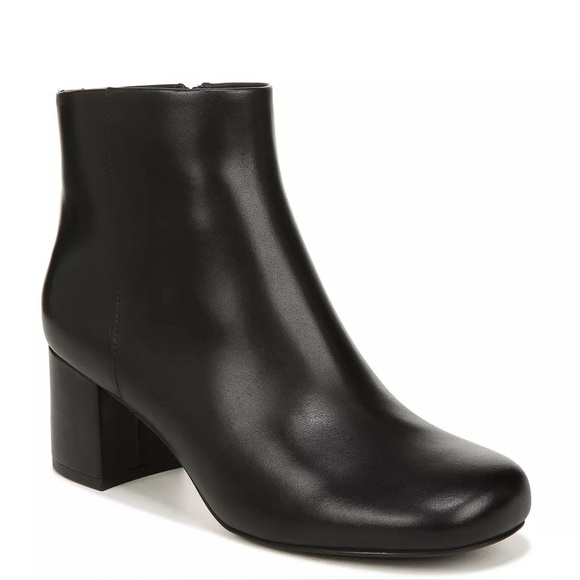Vionic Shoes - Vionic Sleek Black Ankle Booties